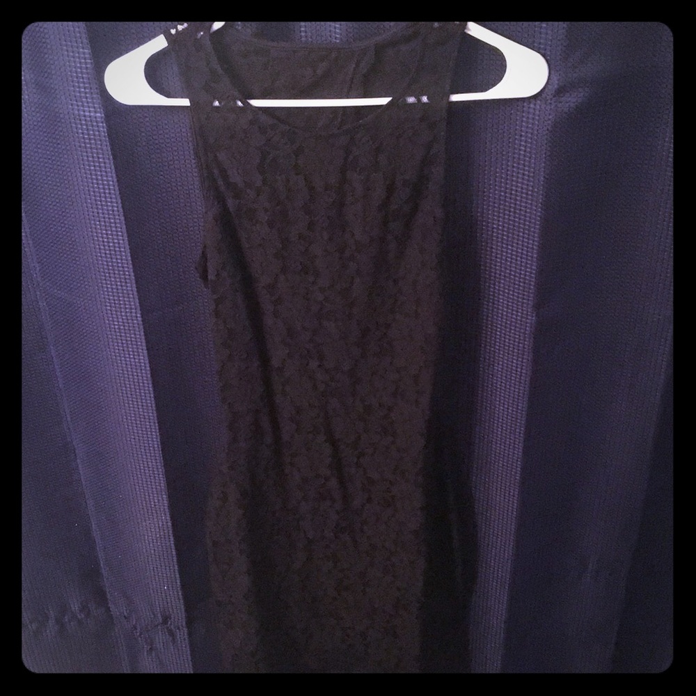 Black lace open back cocktail dress - Picture 1 of 2